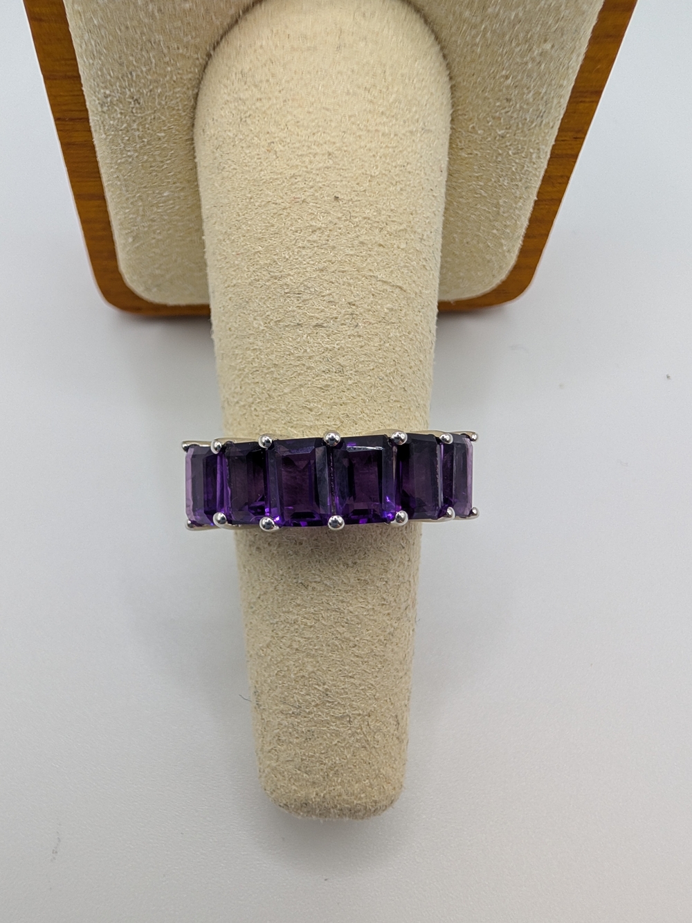 ​NWT 925 Sterling Silver Natural Amethyst Emerald Cut Band Ring Size 6